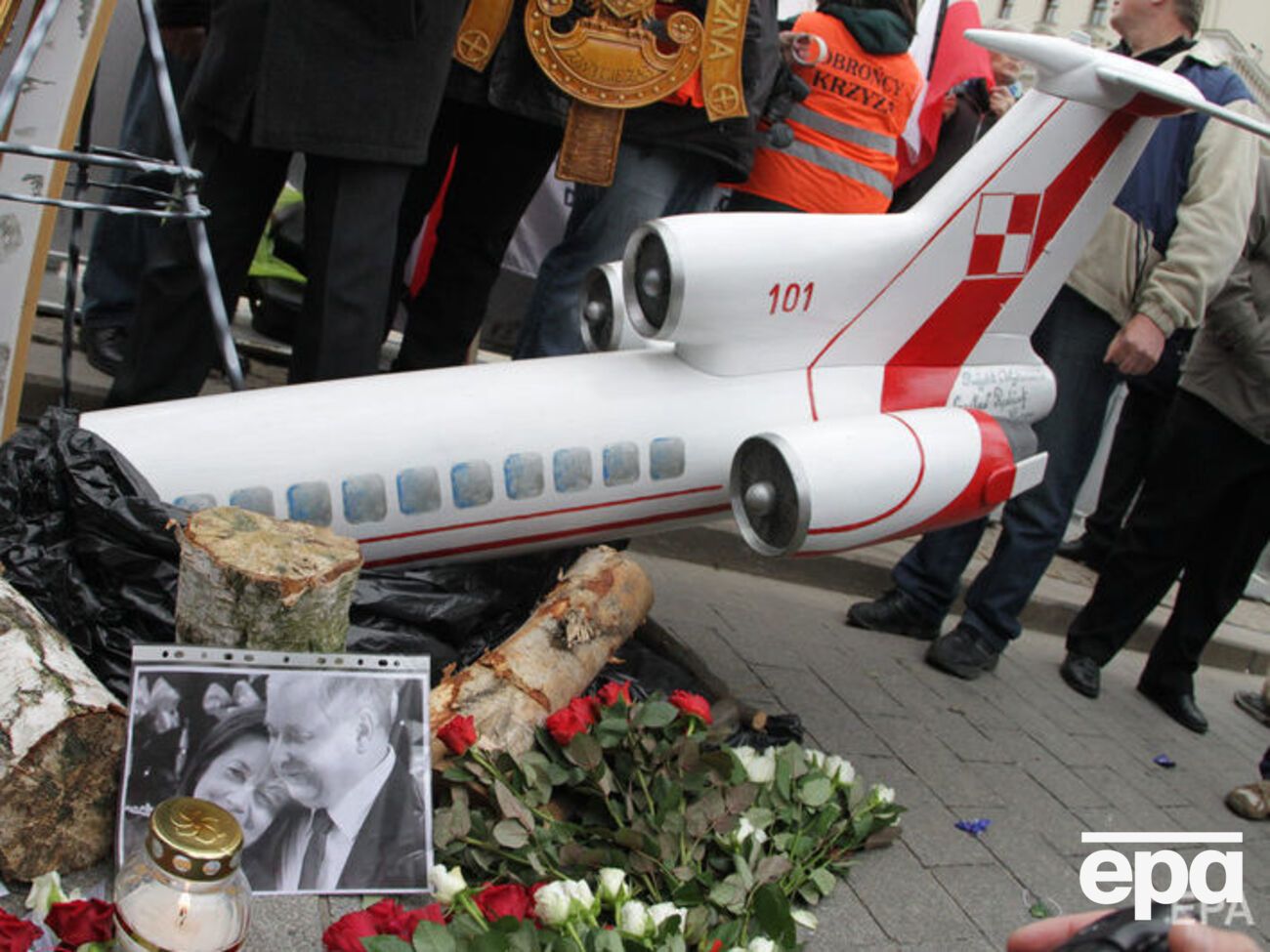 Самолет разбился 10 апреля 2010 года