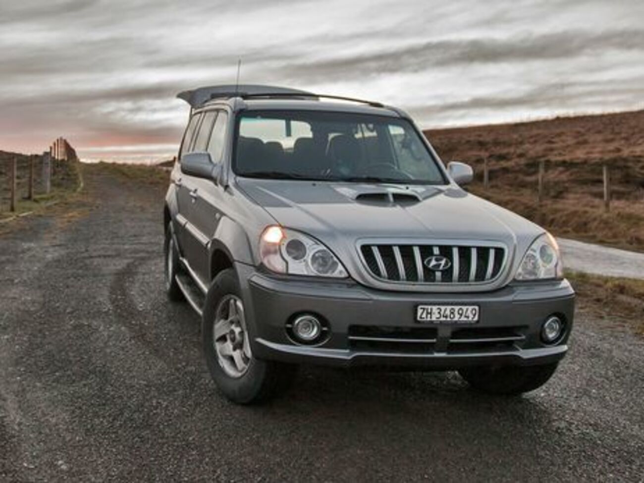 Від сьогодні вдень потрібно вмикати фари автомобілів