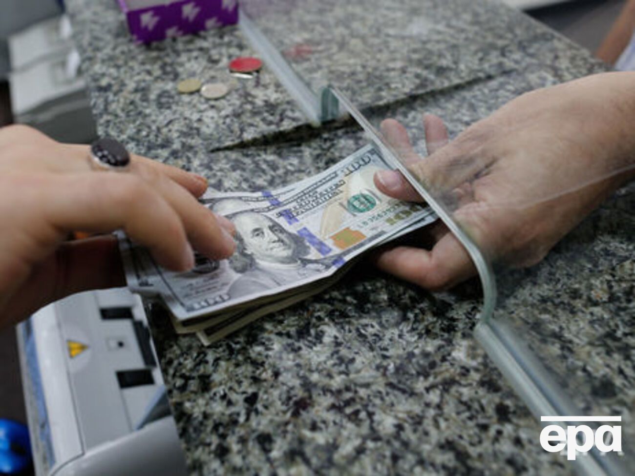 НБУ встановив курс валют на 4 вересня