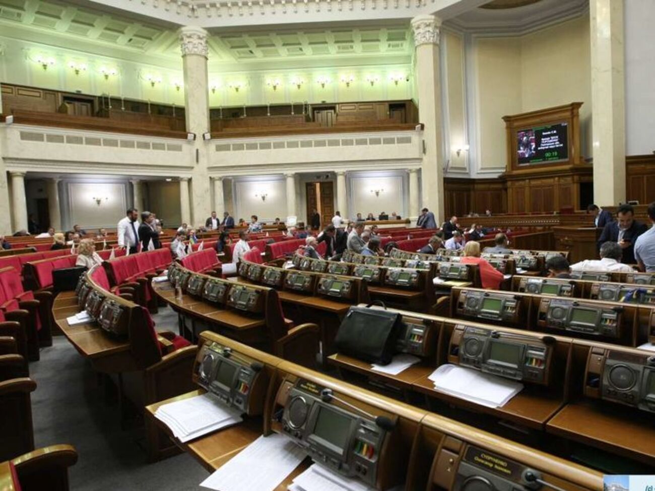 Законопроект підтримало 243 народні депутати