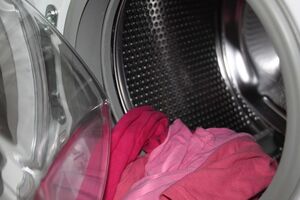 Одежду можно испортить неправильной стиркой