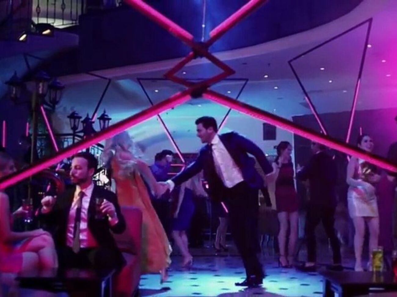 События ролика развиваются в Лас-Вегасе