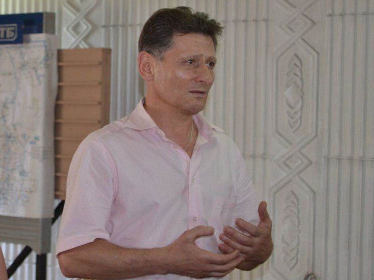 Михаил Волынец: Министр не только имеет свои интересы в этой преступной схеме, но и не скрывает их