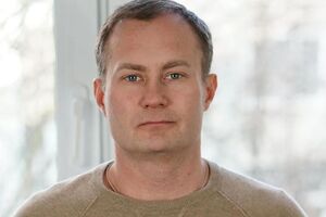 Не можна закривати справу проти Захарченка. Більше того, потрібно ще й відкрити справу за фактом його вбивства, як це зробила Москва