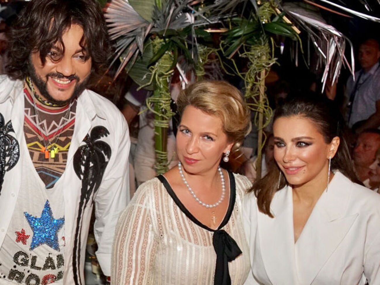 Киркоров и Ани Лорак фотографировались с женой Медведева