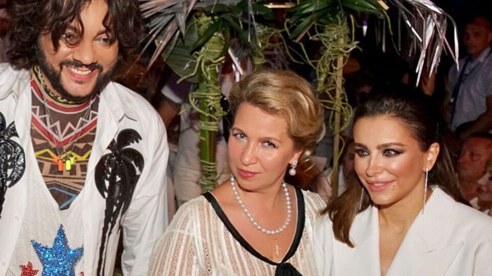 Киркоров и Ани Лорак фотографировались с женой Медведева