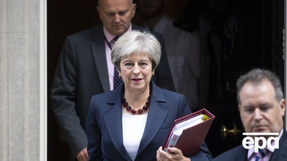 Мэй сказала, что Лондон выдал европейский ордер на арест