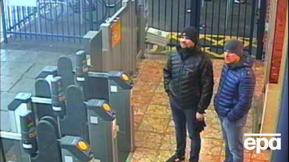 Двох росіян підозрюють в отруєнні Скрипалів