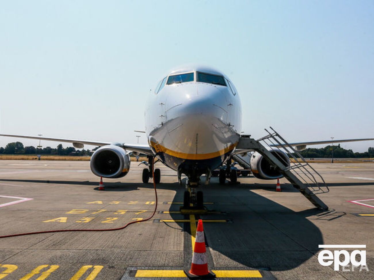 На борту самолета заподозрили холеру