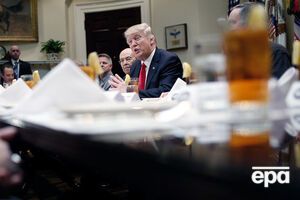 Анонимный чиновник заявил о сопротивлении внутри администрации Трампа