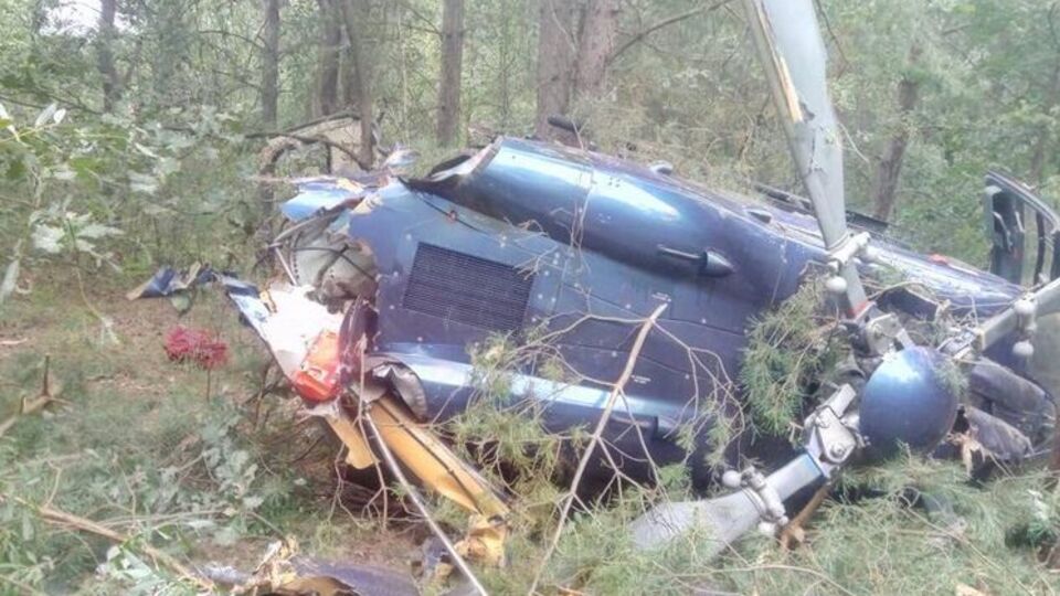 В полиции сообщили, что вертолет гражданский и принадлежит частной фирме
