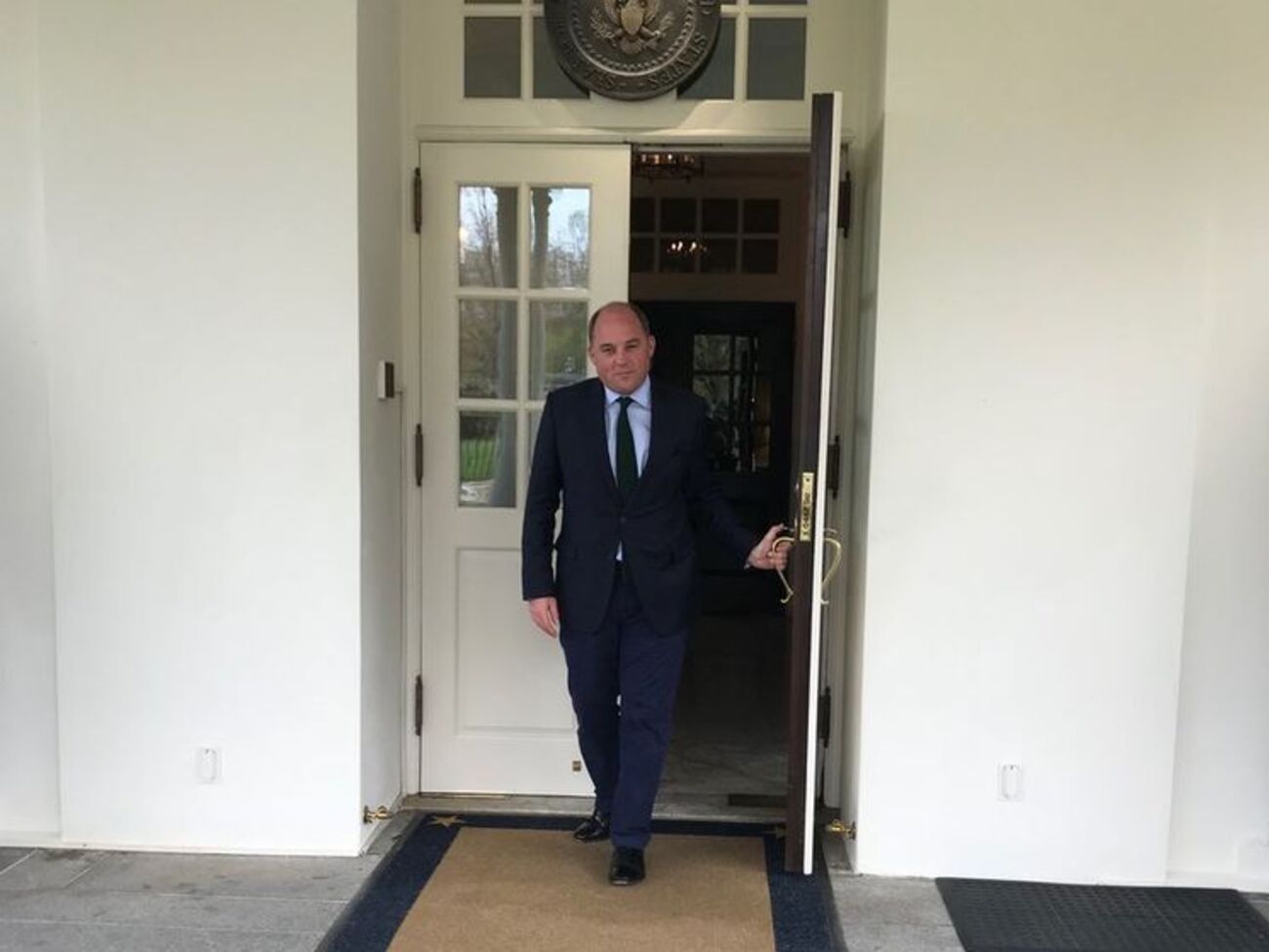 Уоллес подчеркнул, что именно правительство Путина контролирует, финансирует и направляет ГРУ