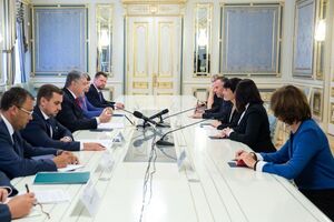 Порошенко провів зустріч із главою МЗС Норвегії