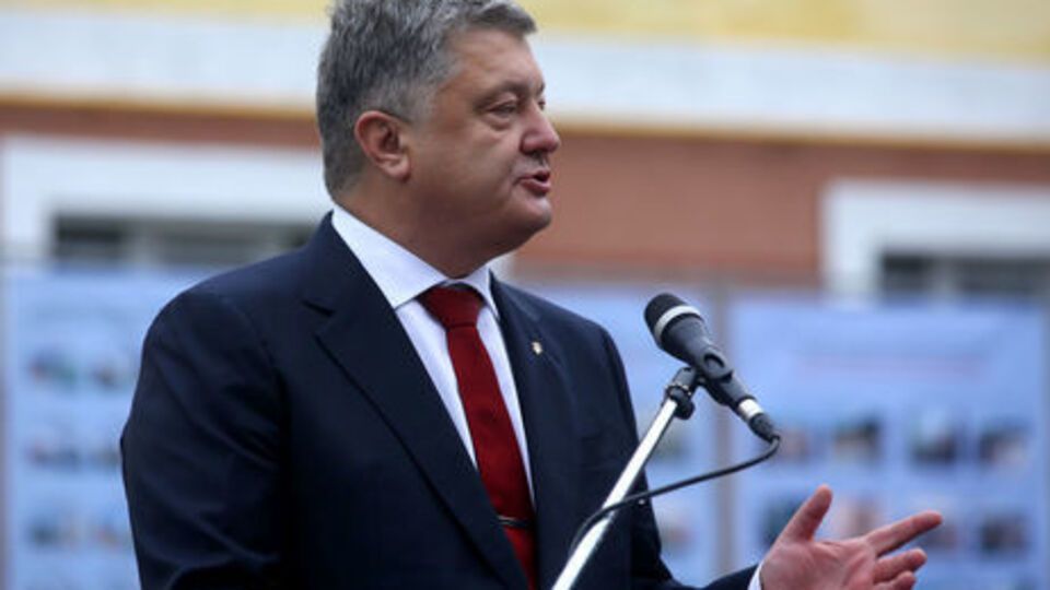 Шимків назвав Порошенка людиною, яка любить технології і розбирається в них