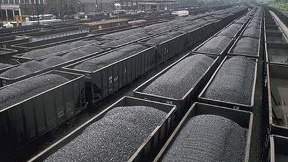 Уголь является товаром широкой и открытой торговли с прозрачными ценами для основных рыночных хабов, поэтому оценка текущей цены энергетического угля – довольно простая задача, считают авторы отчета