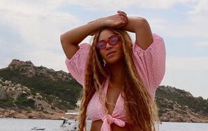 Бейонсе: Я благодарю Бога за все в моей жизни. Я с нетерпением жду плодов своего прошлого в настоящем и стремлюсь в будущее