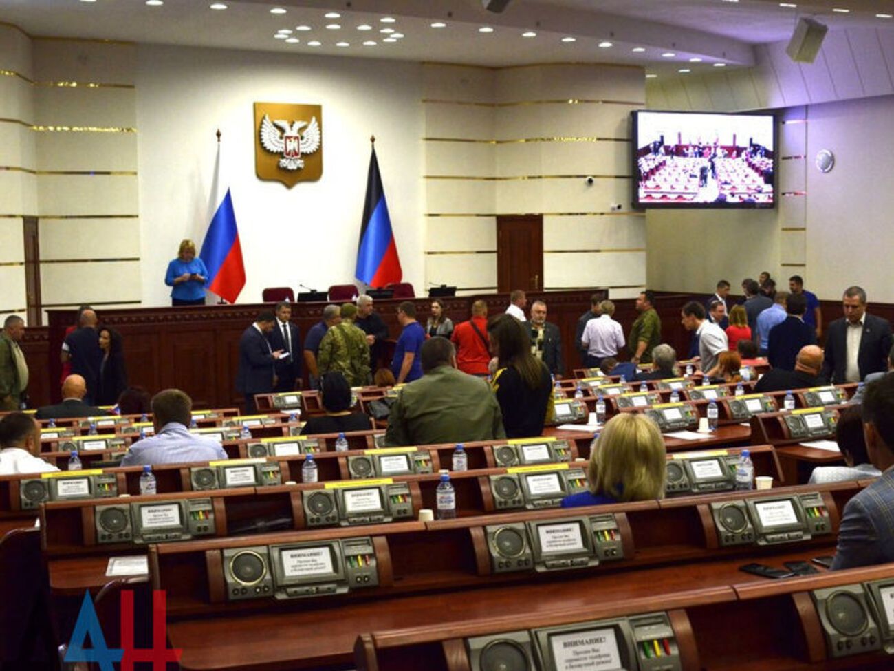 Решение о выборах "парламент ДНР" принял синхронно с "коллегами" из "ЛНР"