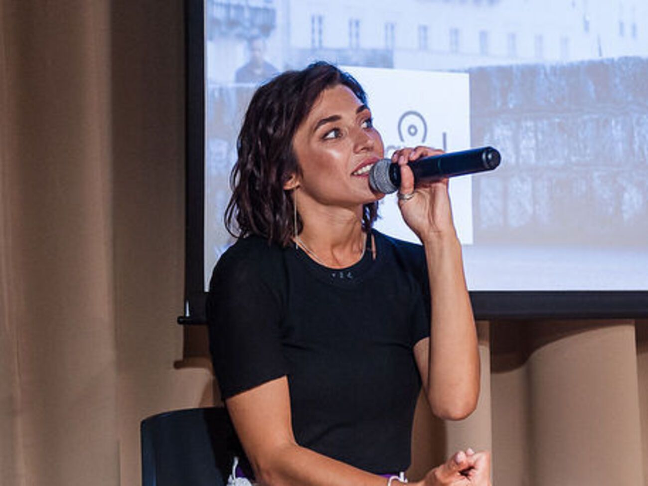 Астровская:&nbsp;Замуж я не собираюсь, но эта позиция открыта в моем сердце