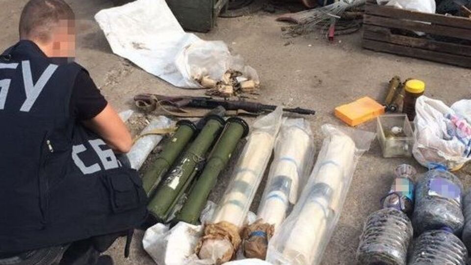 Зброю та боєприпаси передано на криміналістичну експертизу