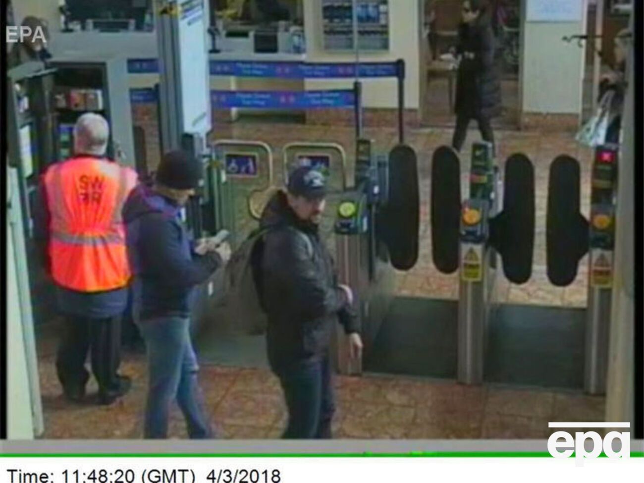 Издание The Sun писало 6 сентября, что Петров и Боширов &ndash; не настоящие имена, при этом секретная служба Великобритании располагает подлинными данными этих людей