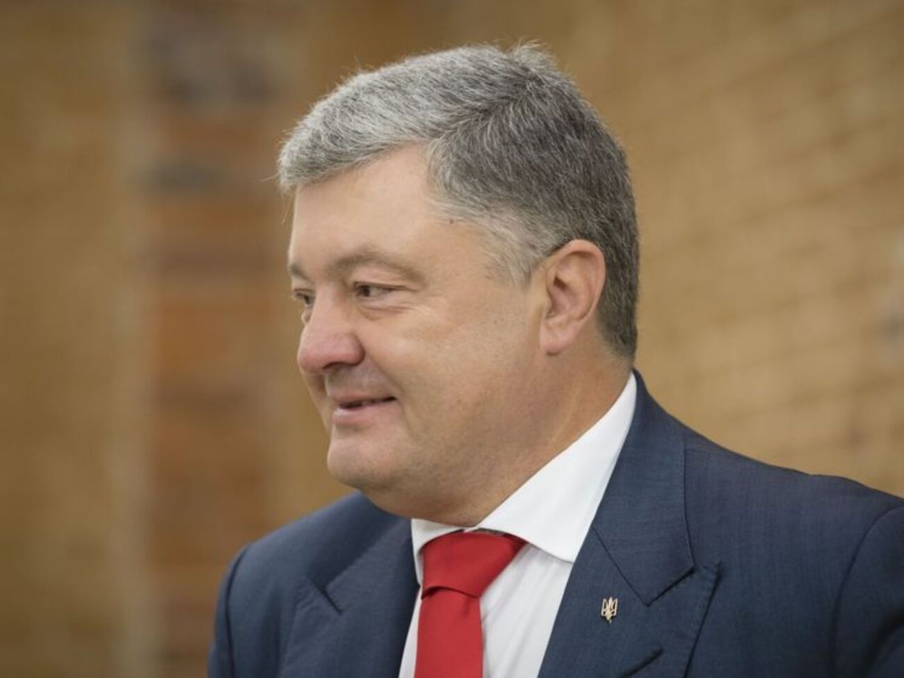 Порошенко сказав, що рішення про підвищення мінімальної зарплати не пов'язане з майбутніми виборами