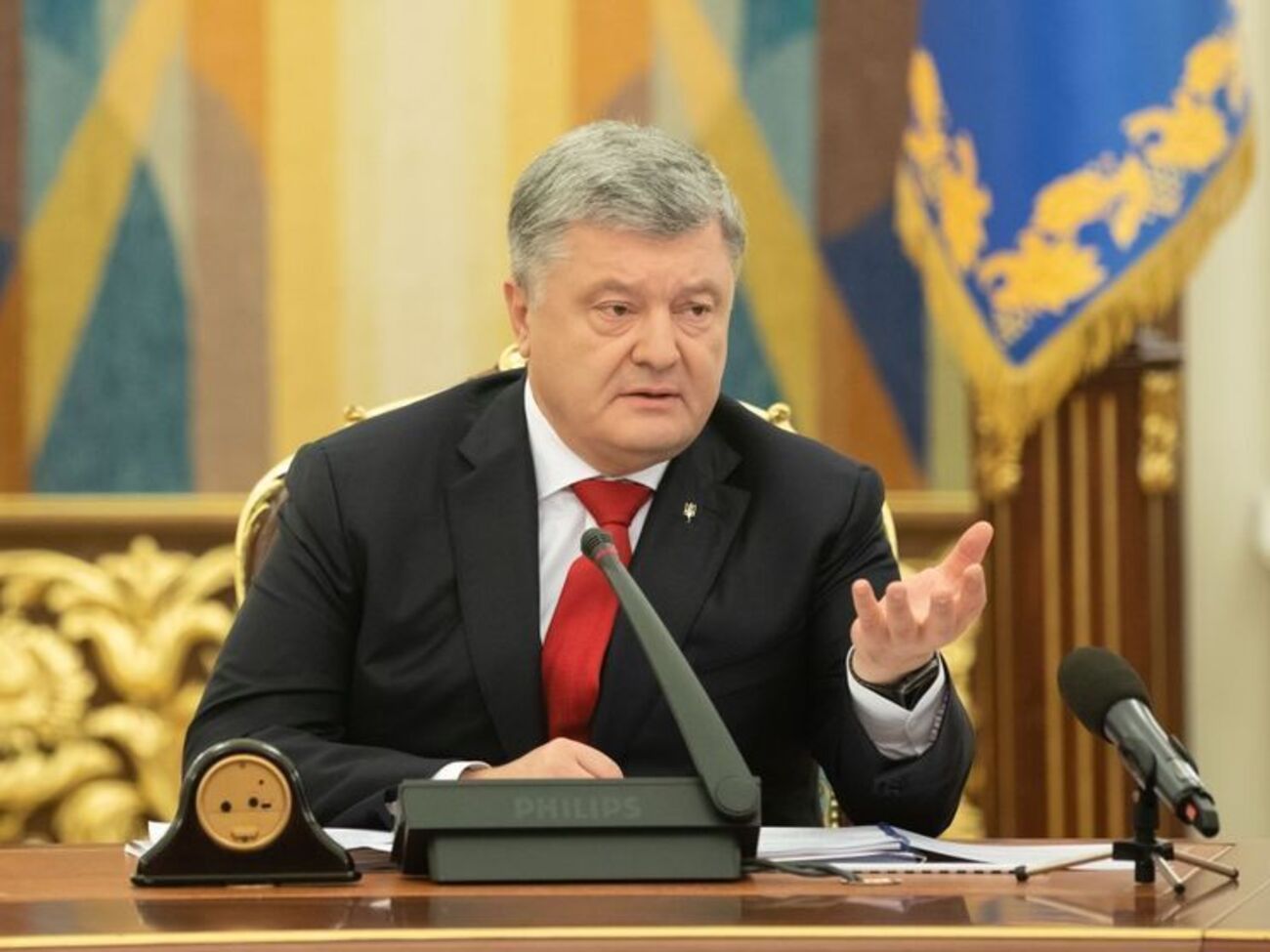 Порошенко: Ми нічого у Путіна запитувати не будемо, ми рухаємося вперед до Європи