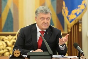 Порошенко: Ми нічого у Путіна запитувати не будемо, ми рухаємося вперед до Європи