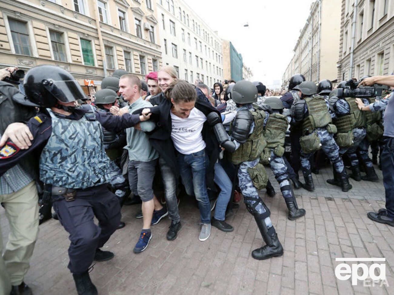 В Москве полиция применила силу в отношении протестующих