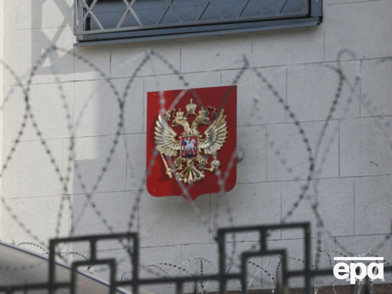 В посольстве РФ заявили, что британская сторона игнорирует их запросы