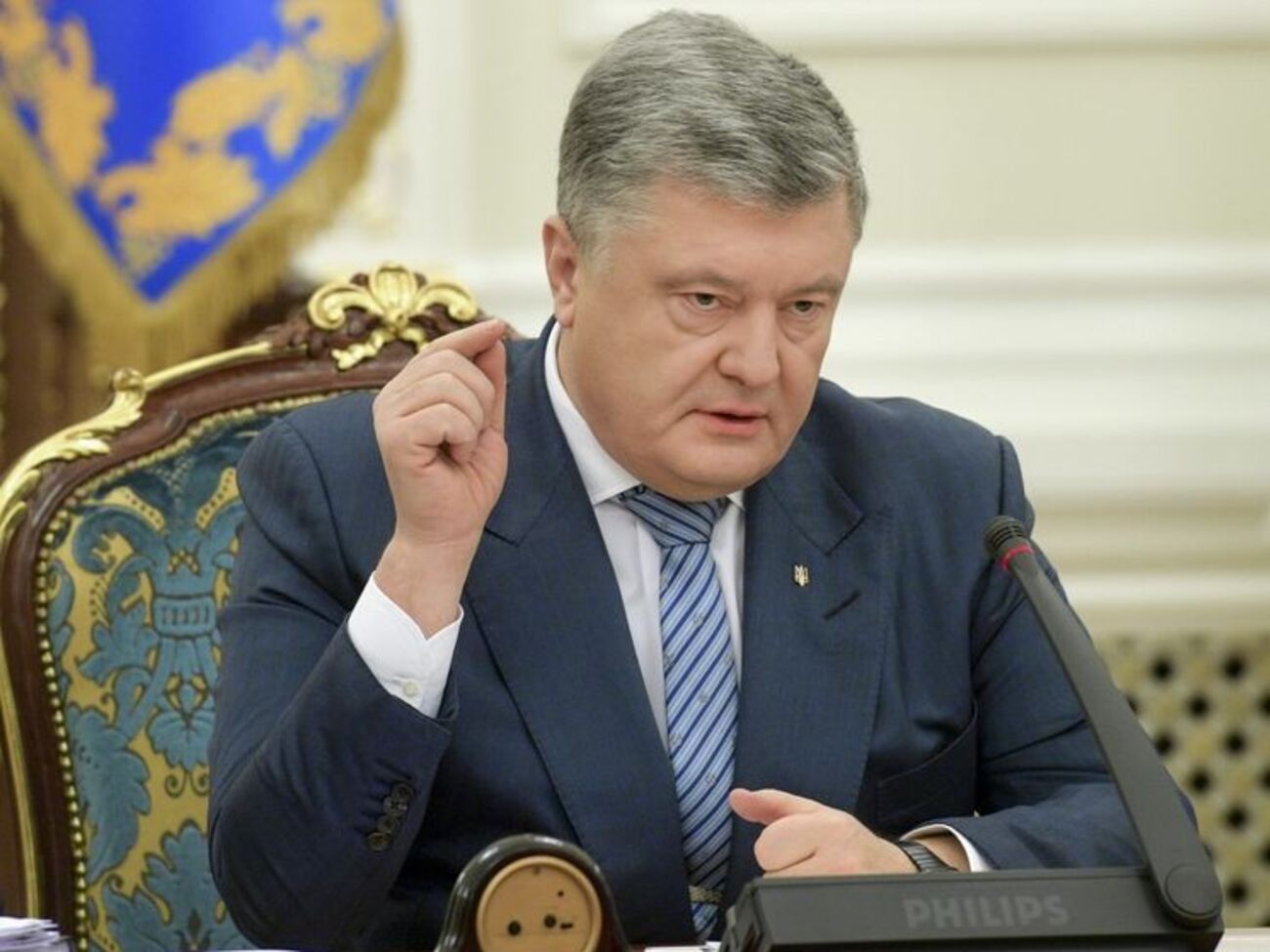 Порошенко: Томос варто розглядати як найвагомішу частину державної стратегії