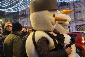 "Национальные дружины" прошли по Киеву в день рождения Бандеры