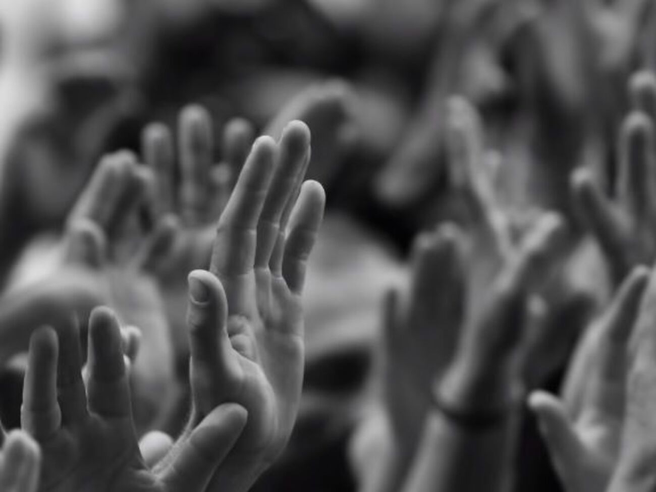 Країни в рейтингу демократії розділено на чотири групи