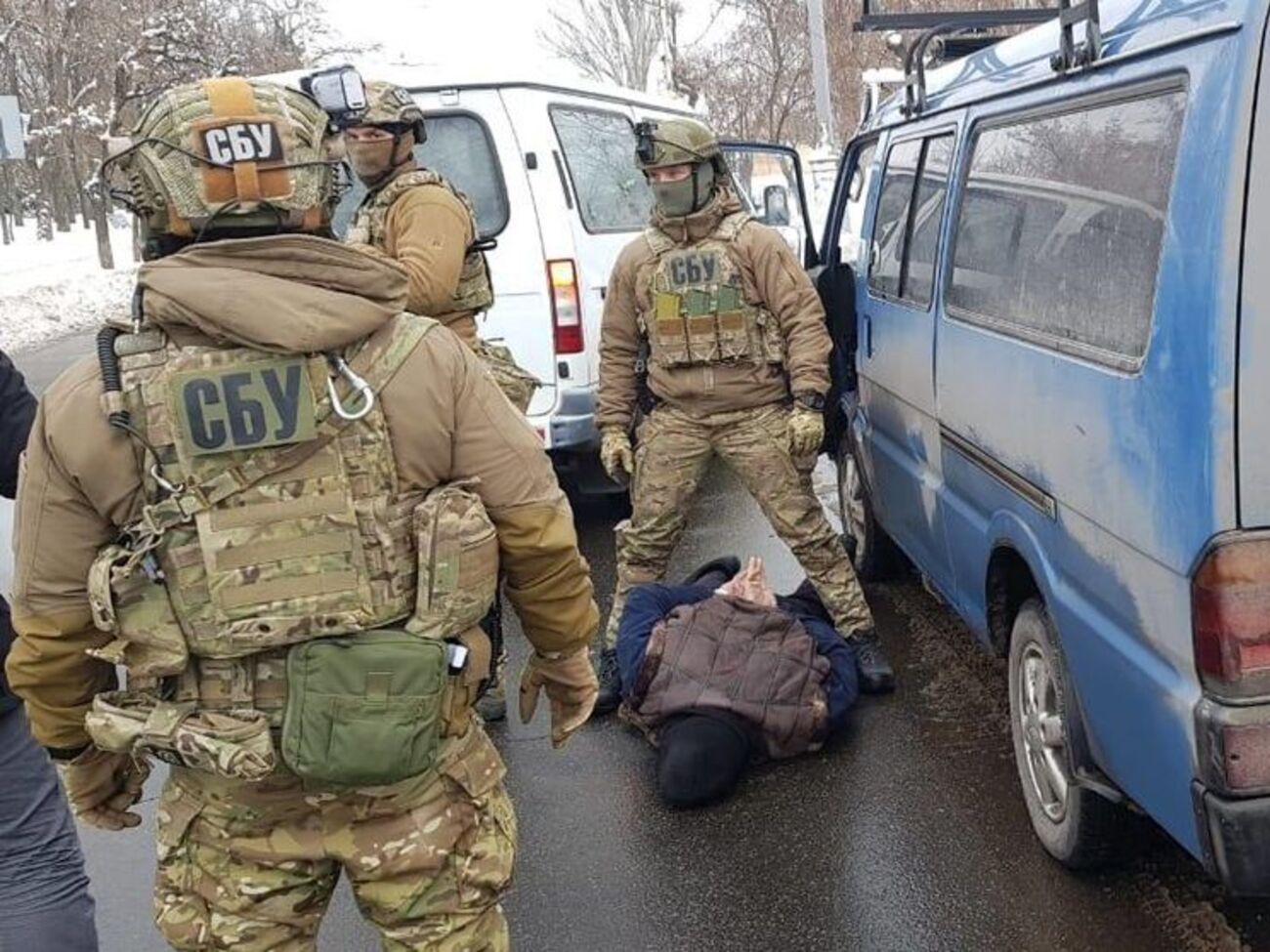Чоловіка затримали під час придбання чергової партії вогнепальної зброї