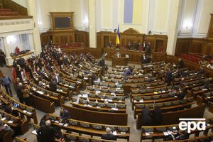 Нарахування заробітної плати депутатам здійснюють на підставі табелів, що подають комітети, до яких входять народні обранці