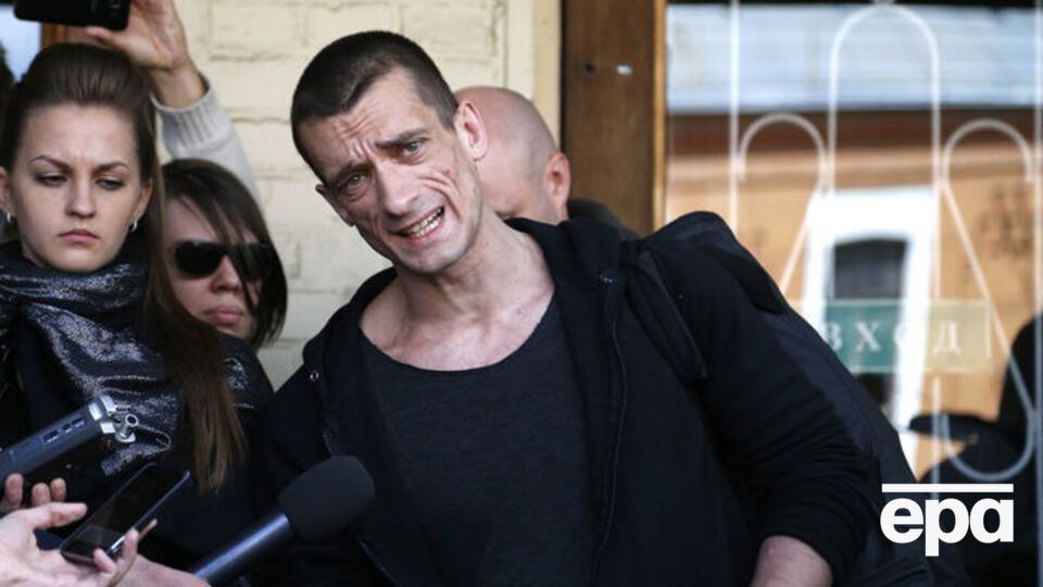 Павленський повинен буде виплатити штраф