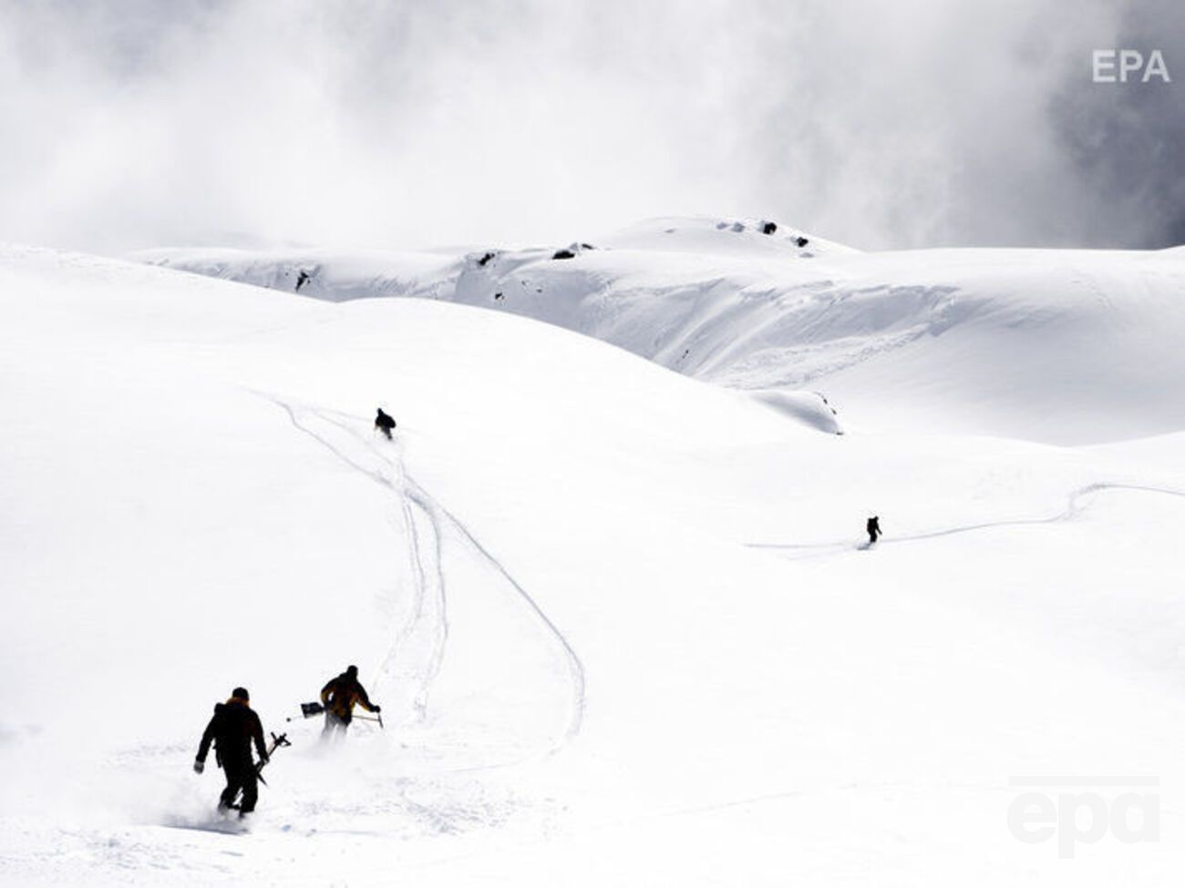 В Карпатах могут сойти лавины