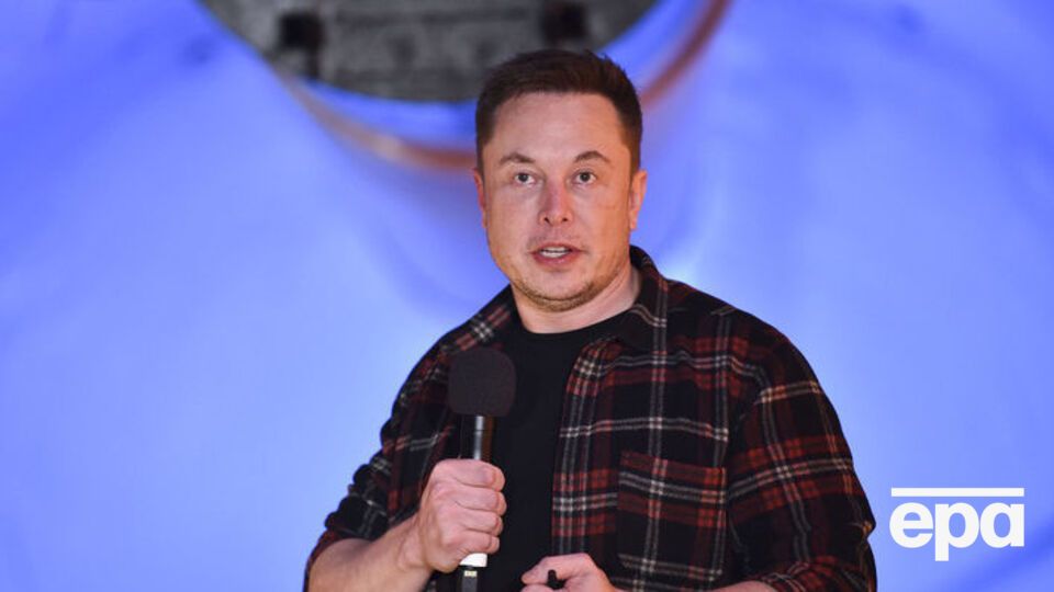 Маск показав тестову ракету Starship на стартовому майданчику SpaceX