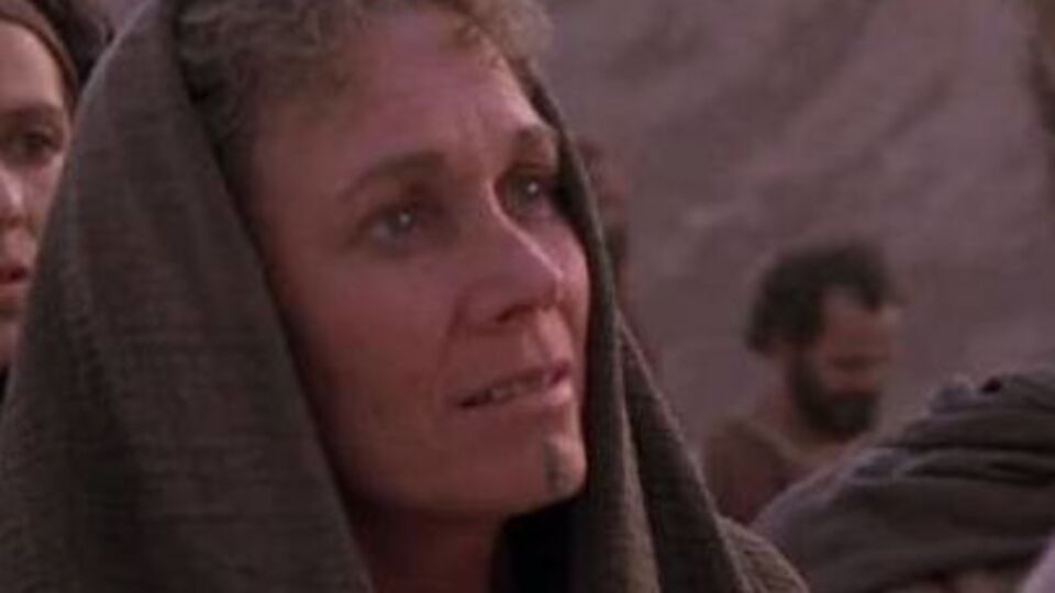 Блум померла у США