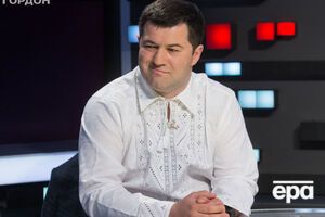Обвинувальний акт Насірову почали зачитувати 7 грудня 2017 року