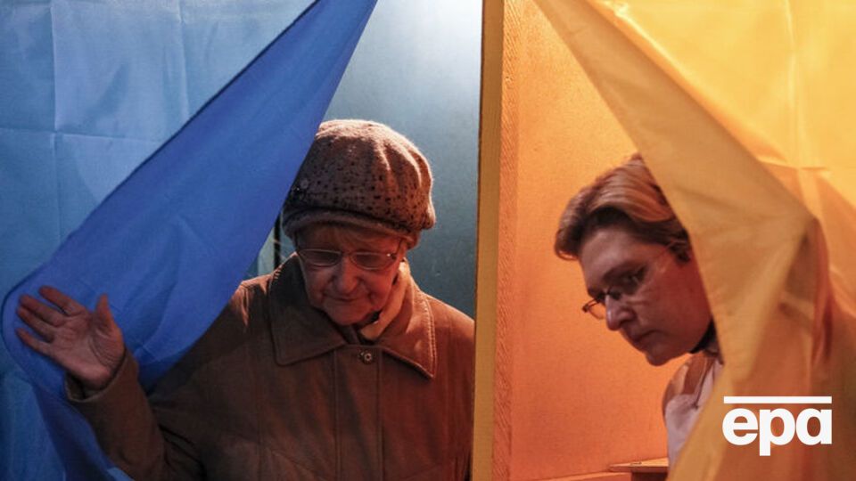 Истцы требовали признать противоправным постановление о ликвидации избирательных участков на территории РФ
