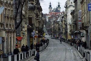 Улица Дорошенко находится в центре Львова