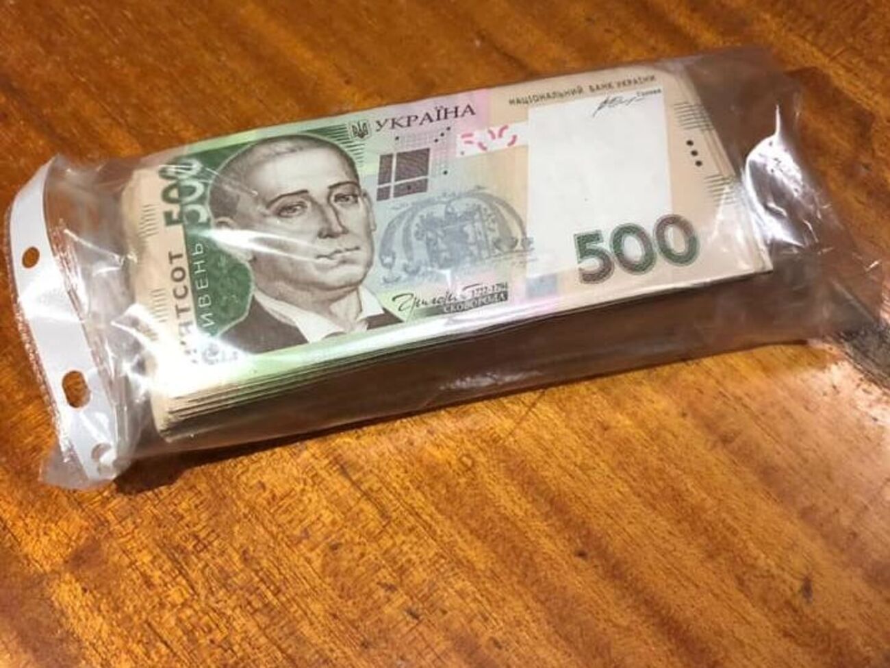 Чиновницю затримали в момент передання грошей