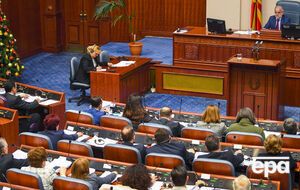 Парламент Македонии проголосовал за смену названия страны