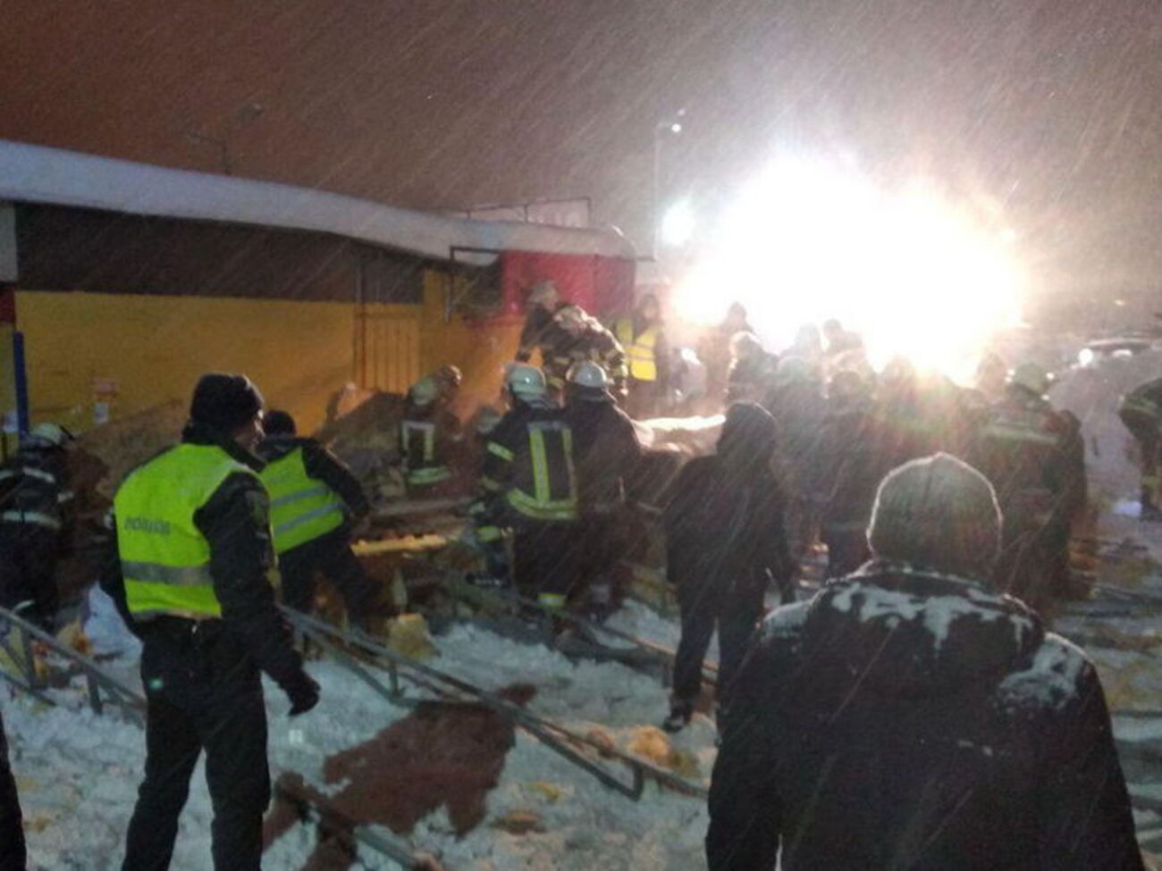 Обвал произошел на Московском проспекте