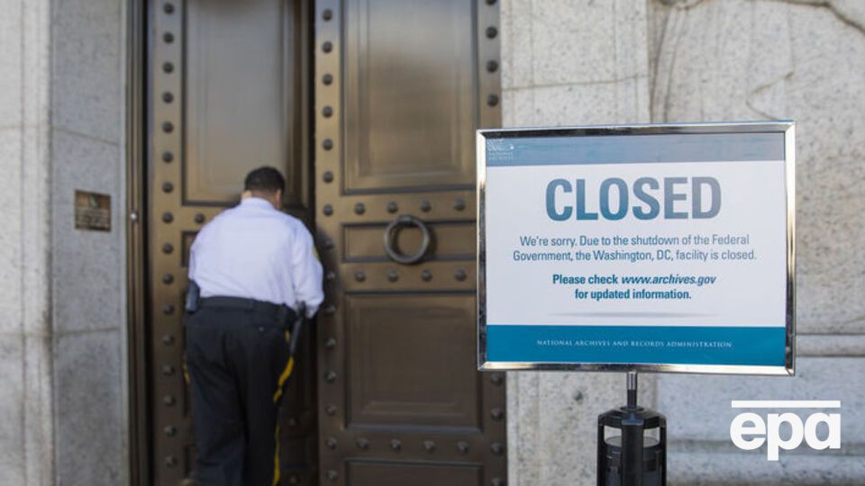 800 тис. співробітників федерального уряду зараз не отримують зарплати