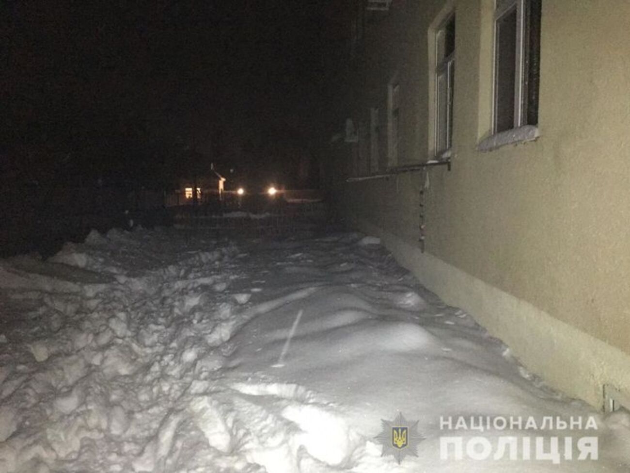 Мужчина выбросил ребенка из окна в ночь на 13 января