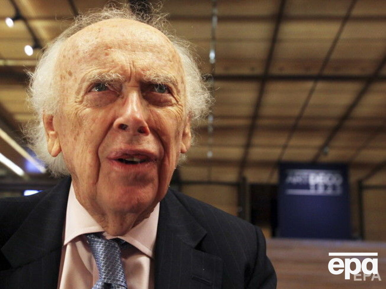 У Лабораторії Колд-Спрінг-Гарбор заявили, що висловлювання Вотсона "є неприпустимими і не підкріпленими наукою"