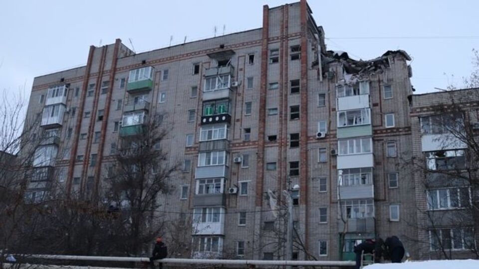 14 января в результате взрыва жилого дома в Шахтах Ростовской области РФ обрушились девятый и восьмой этажи одного из подъездов