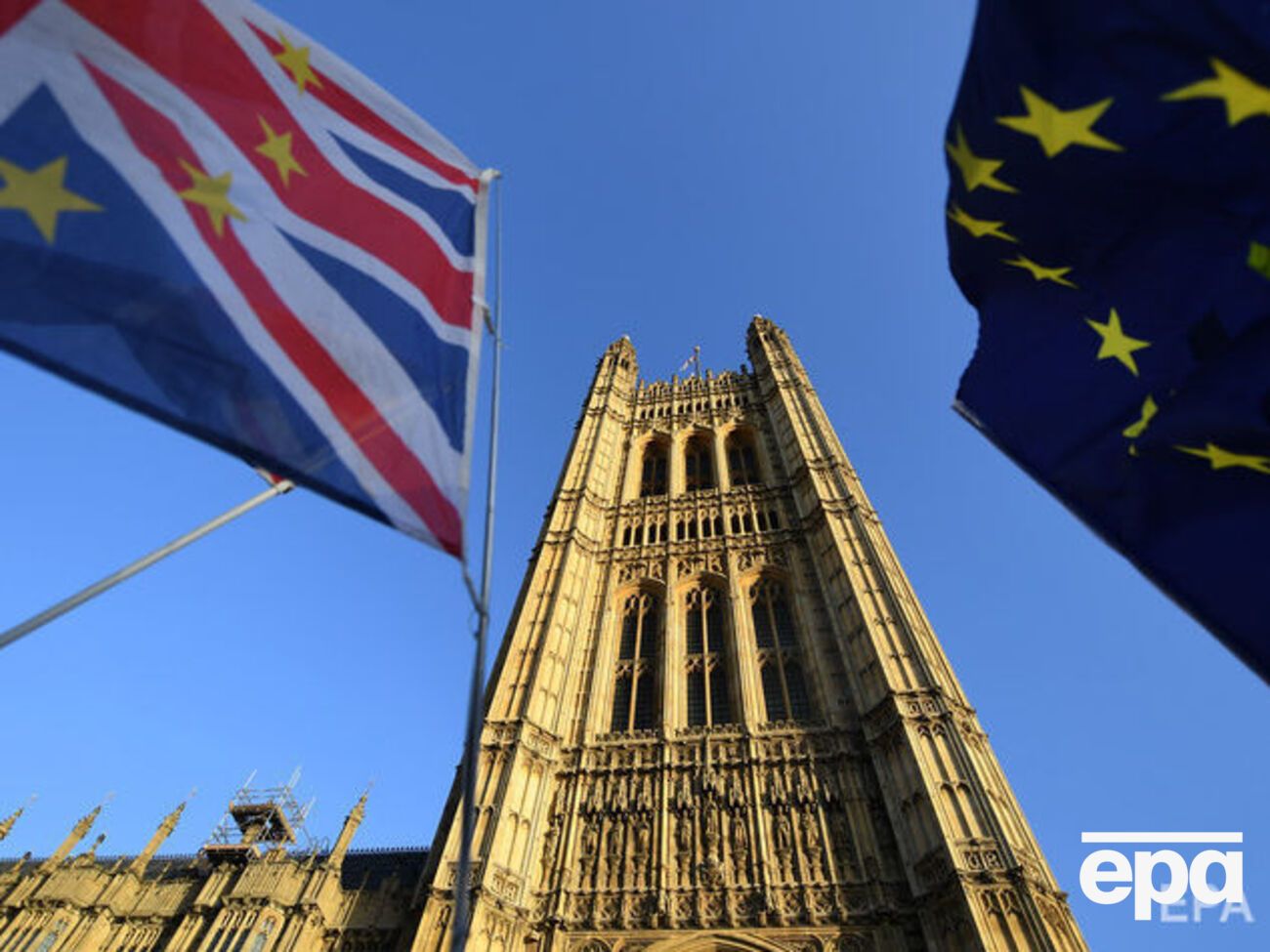 Британский парламент 15 января проведет ключевое голосование по соглашению о Brexit с ЕС