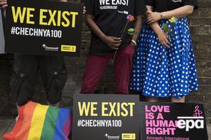 У червні 2017 року біля посольства РФ у Лондоні відбулася акція протесту проти порушення прав ЛГБТ у Чечні